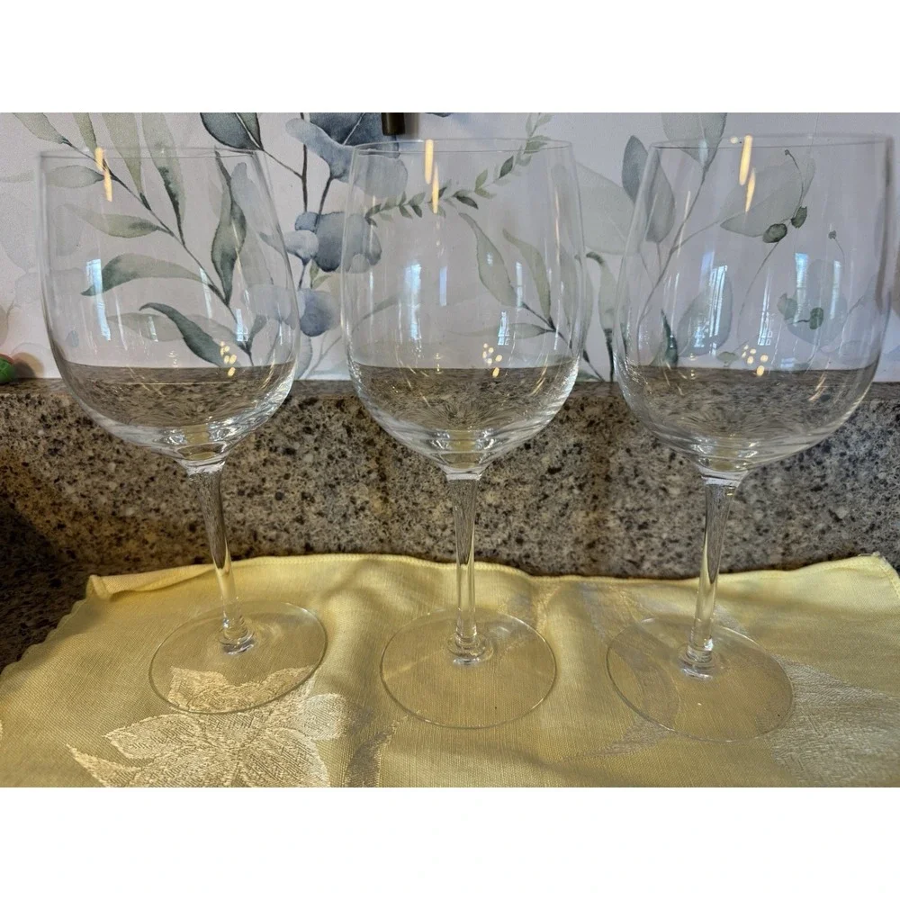 Set of 3 Tiffany & Co Crystal Wine Glasses 8.5